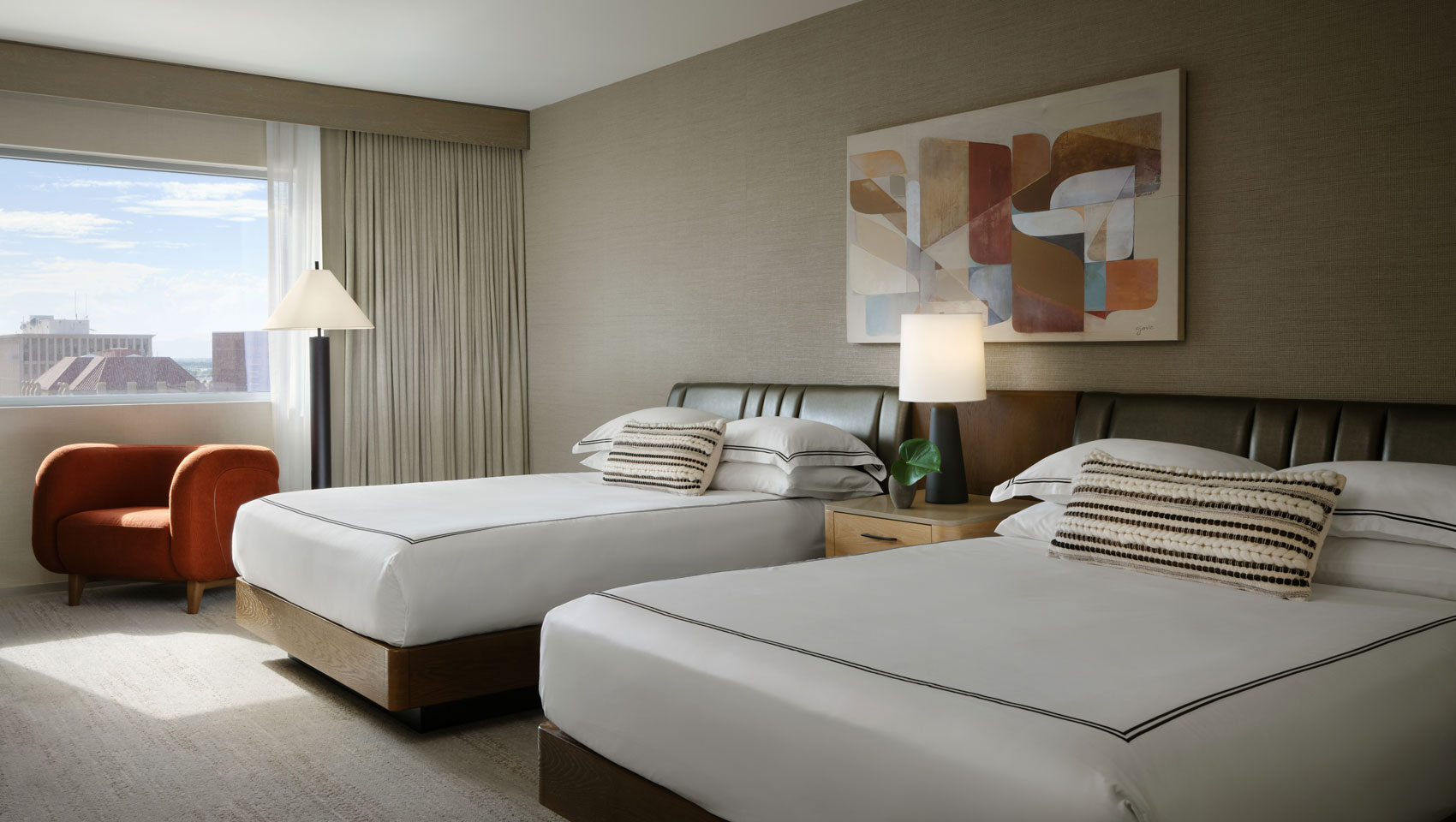 palomar phx guestrm.jpg